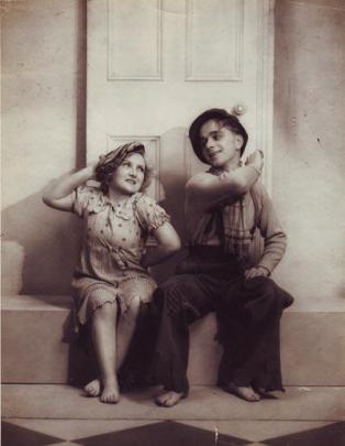 Mitzi & Dickie Arnold 1938